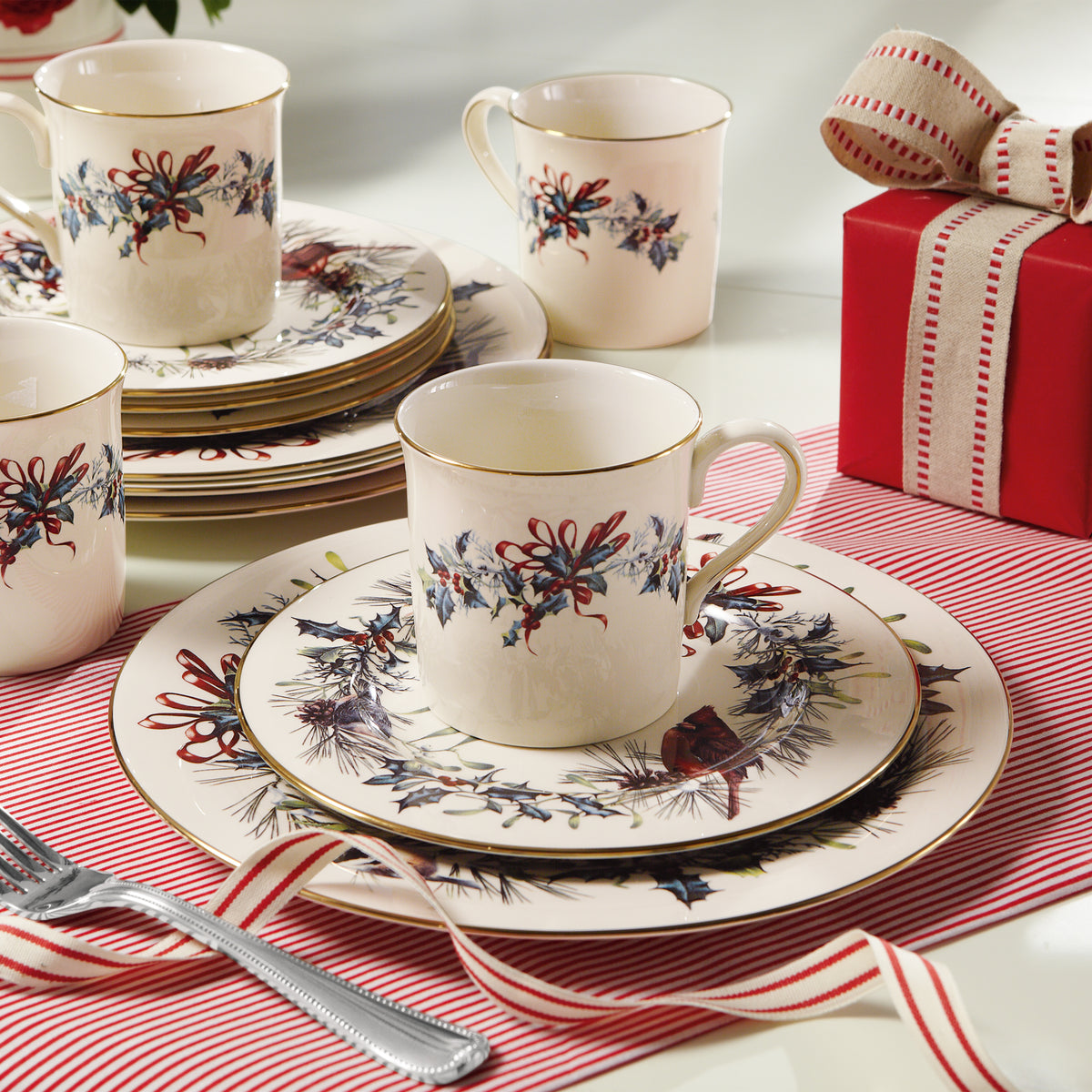 LENOX ディナープレート　4枚セット Amazon.co.jp: Lenox 896063 永遠の食器12点セット 4人用
