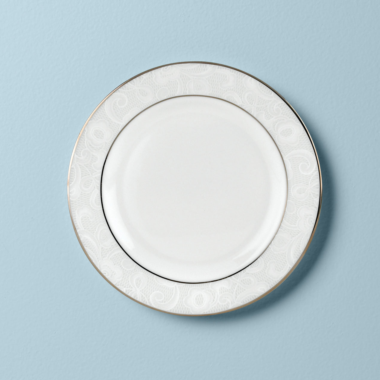 Venetian Lace™ Bread Plate