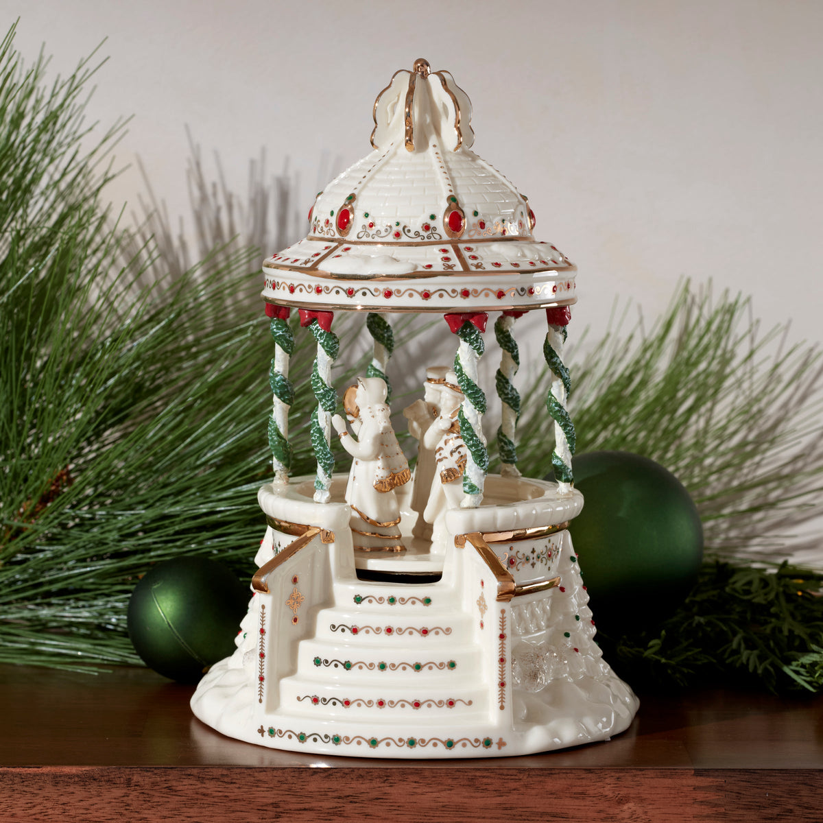 Mistletoe Park Musical Gazebo Bandstand – Lenox Corporation