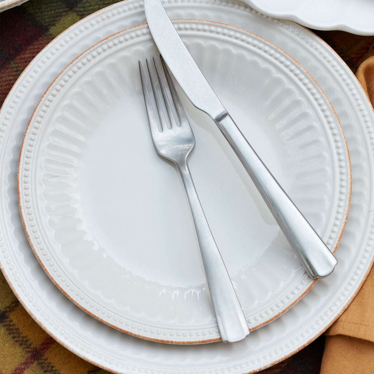 French Perle Groove 24-Piece Dinnerware Set