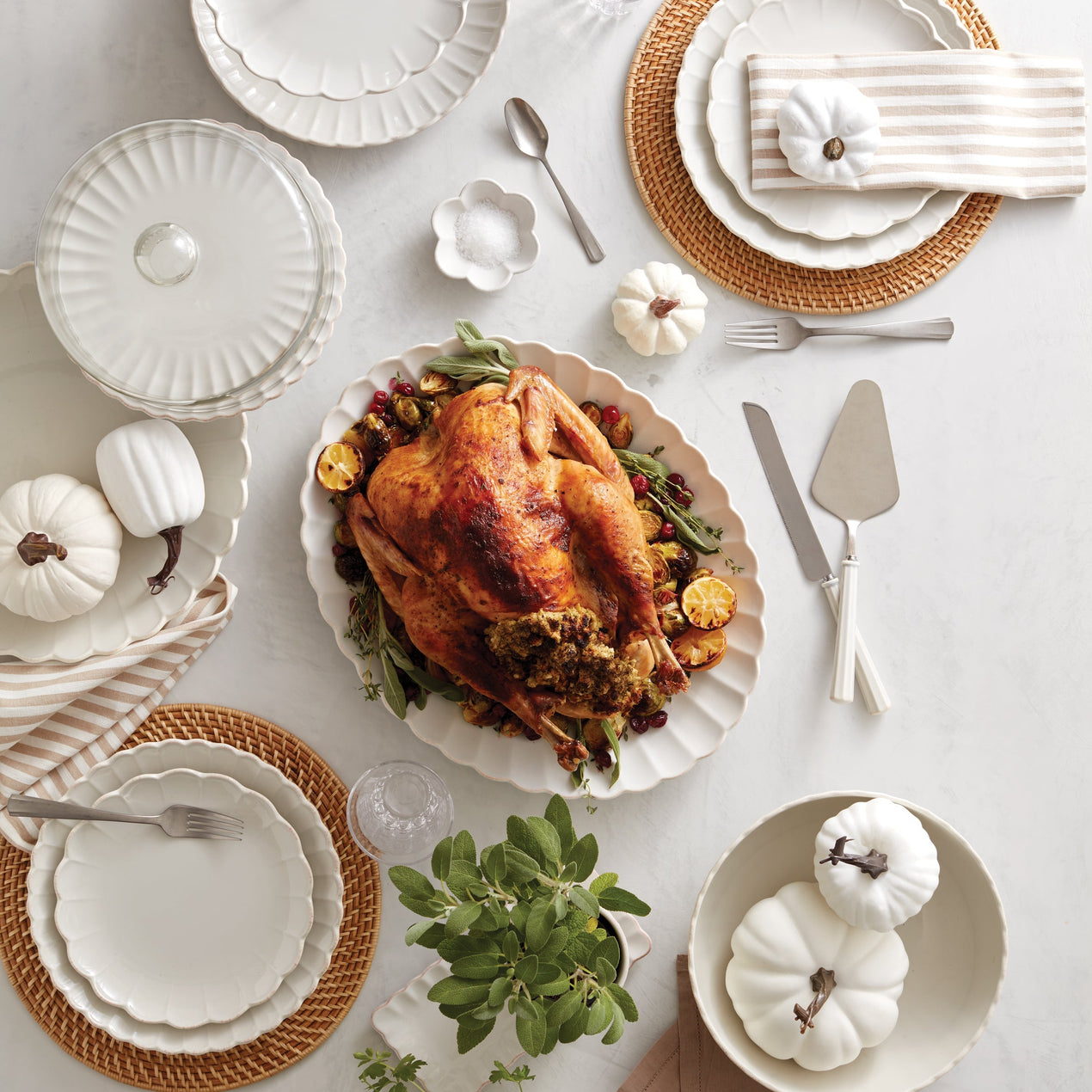 French Perle Scallop 2-Piece Dessert Set