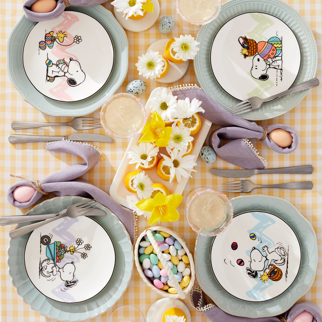 Peanuts Easter Snoopy 4-Piece Accent Plates Set