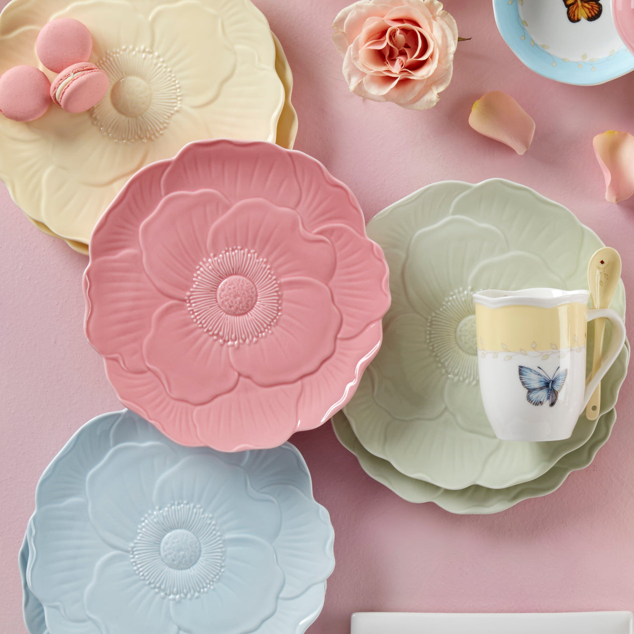 Butterfly Meadow Floral Set of 4 Accent Plates - Pink