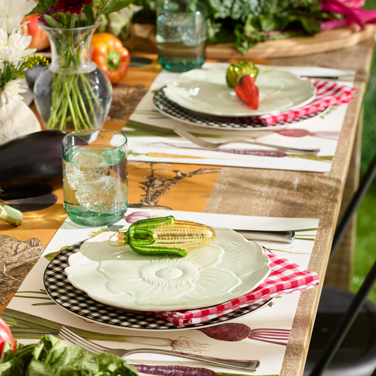 Butterfly Meadow Floral Set of 4 Accent Plates, Green