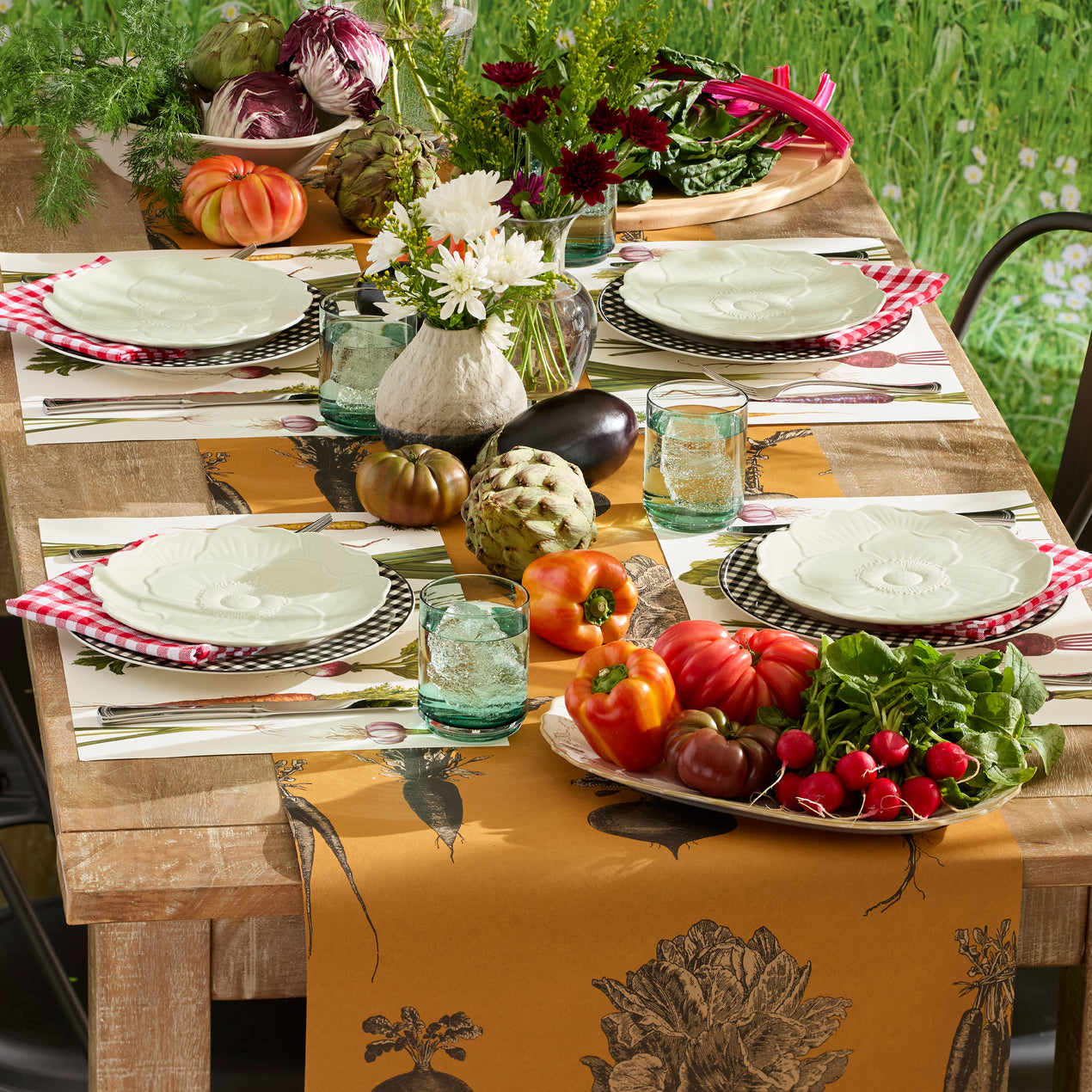 Gingham Black Dinner Plates, Set of 4