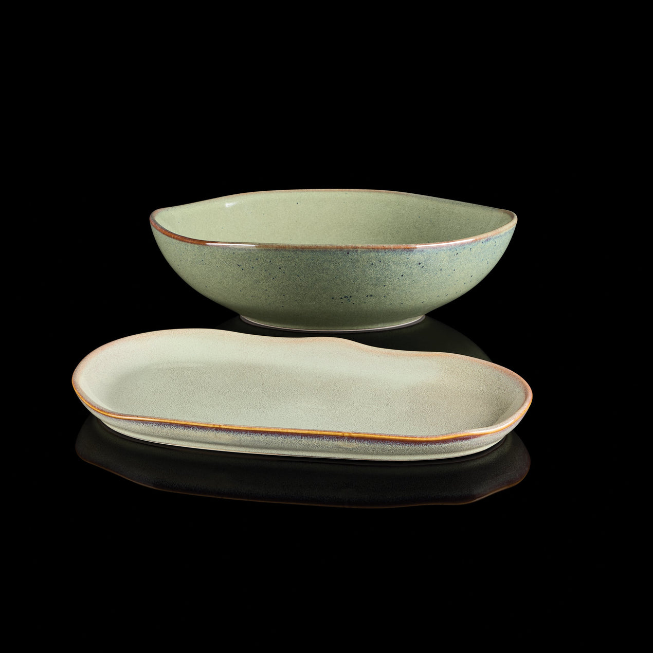 Organic Shades 2-Piece Serving Set, Green