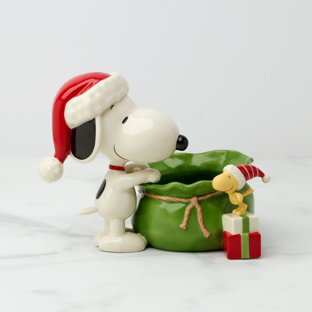レア❗️Lenox スヌーピ　クリスマス　陶器製 SNOOPY Brand New Lenox Snoopy's Christmas Serving Bowl With Spreader