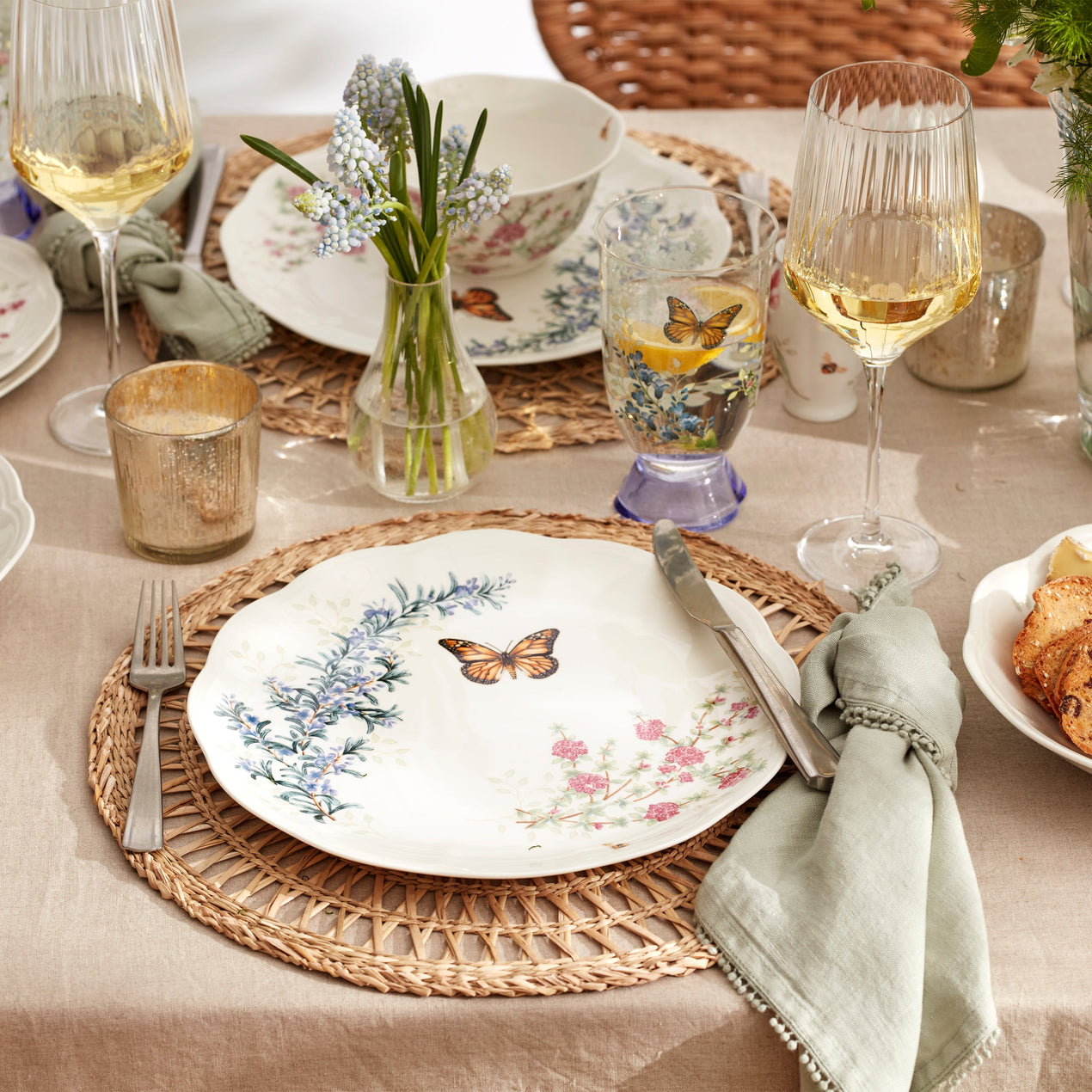 Butterfly Meadow Herbs 12-Piece Dinnerware Set