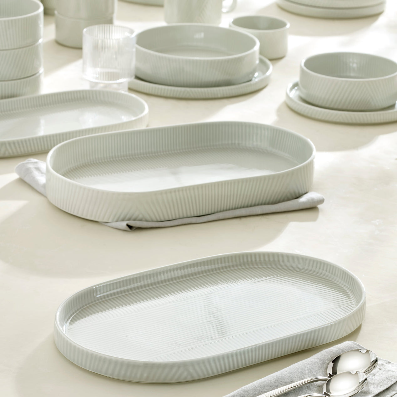 Modulus 2-Piece Serving Set, Vapor