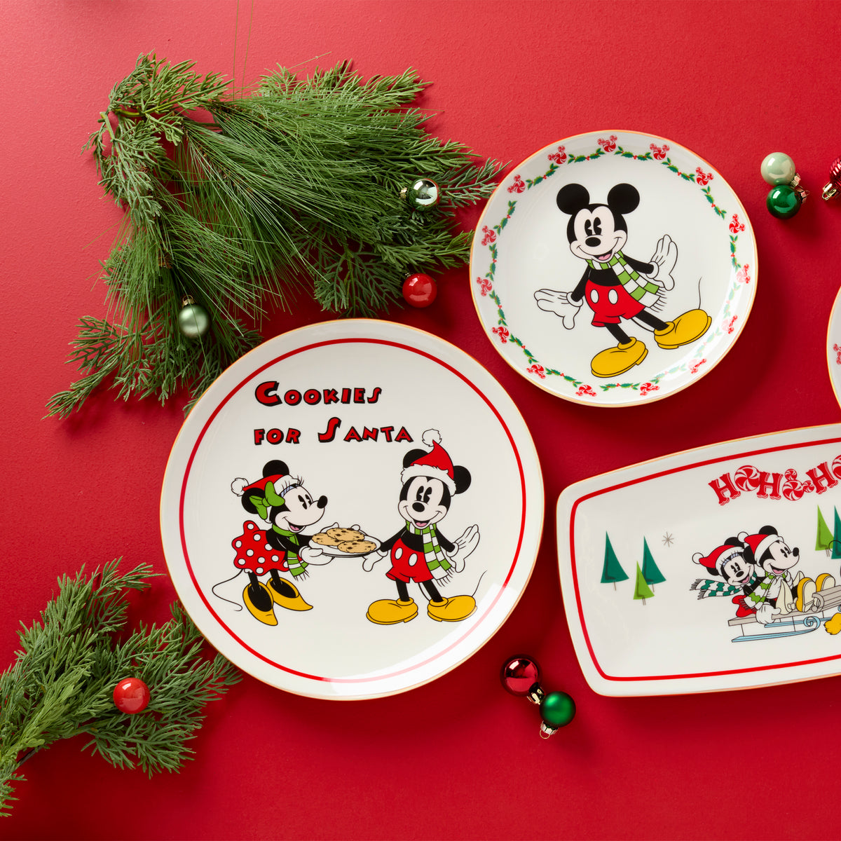Disney Holiday Cookies For Santa Plate – Lenox Corporation