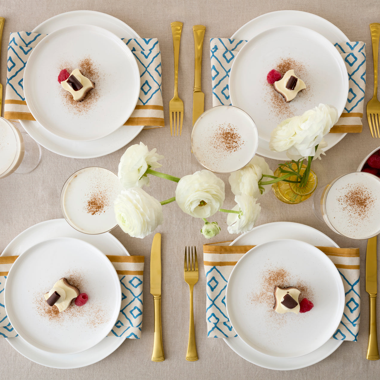 Modern Coupe 18-Piece Dinnerware Set