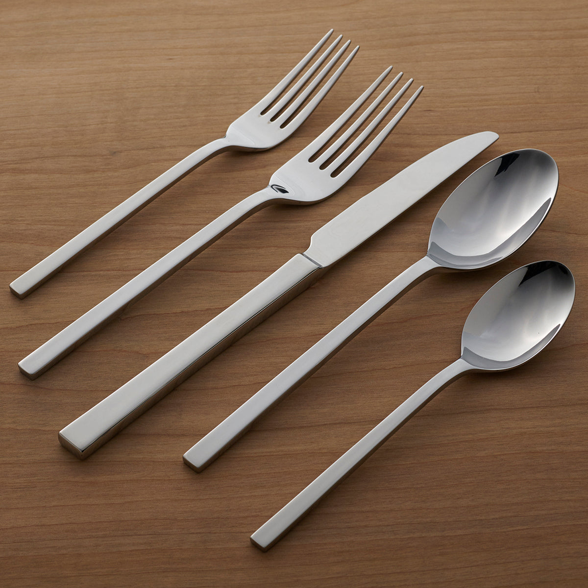 Allay 20 Piece Flatware Set – Lenox Corporation