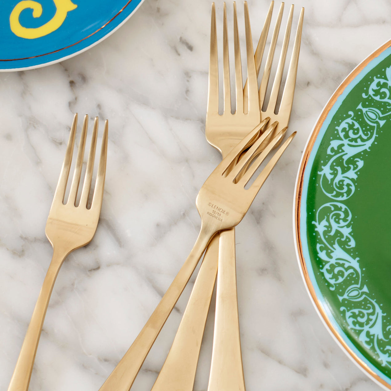 Portola Gold Satin 20 Piece Flatware Set