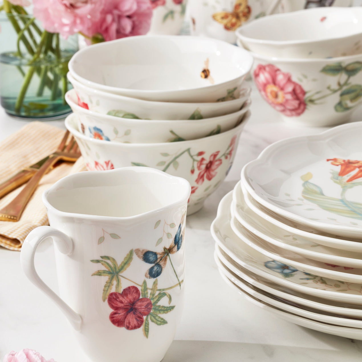 Butterfly Meadow 24-Piece Dinnerware Set