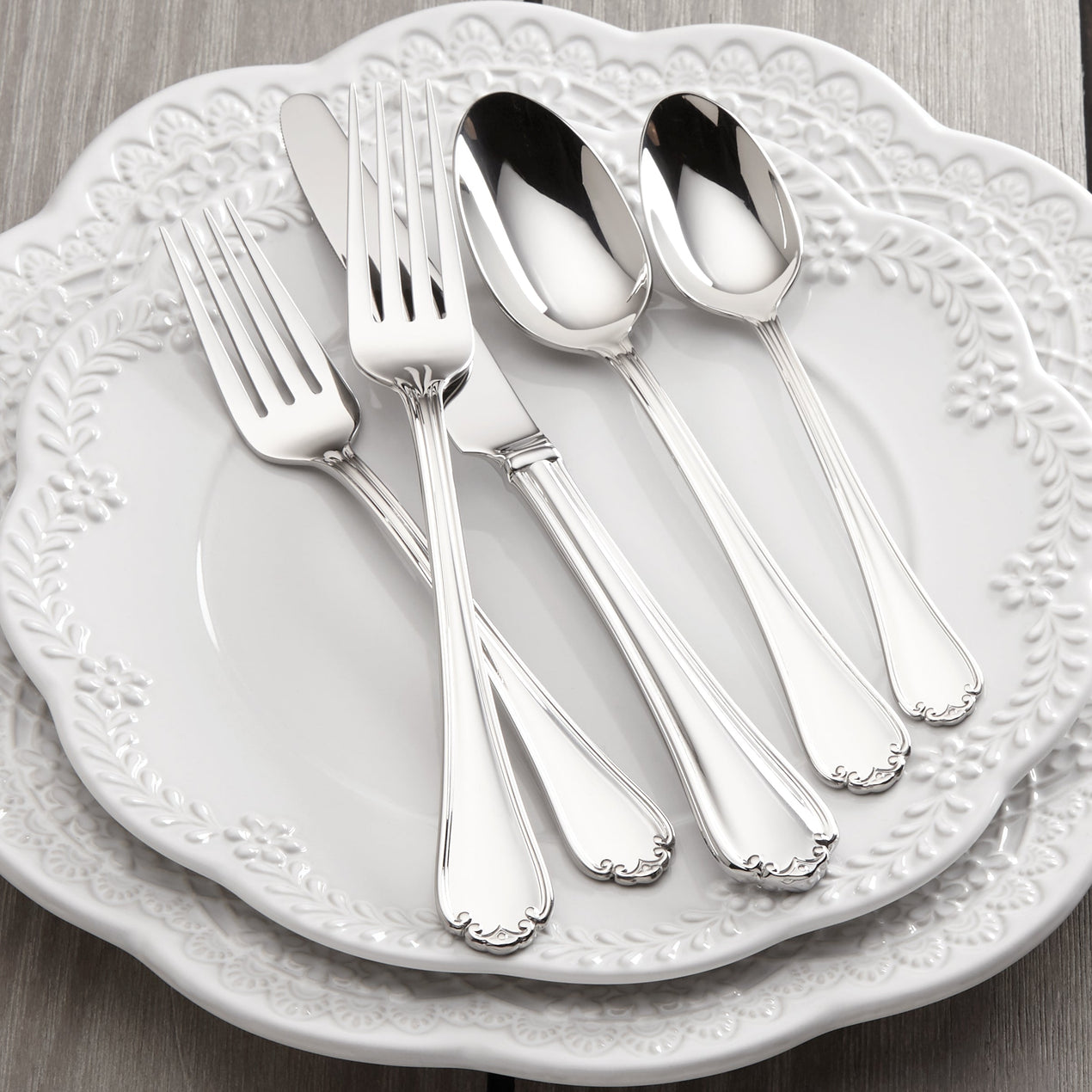 Chelse Muse 65-Piece Flatware Set