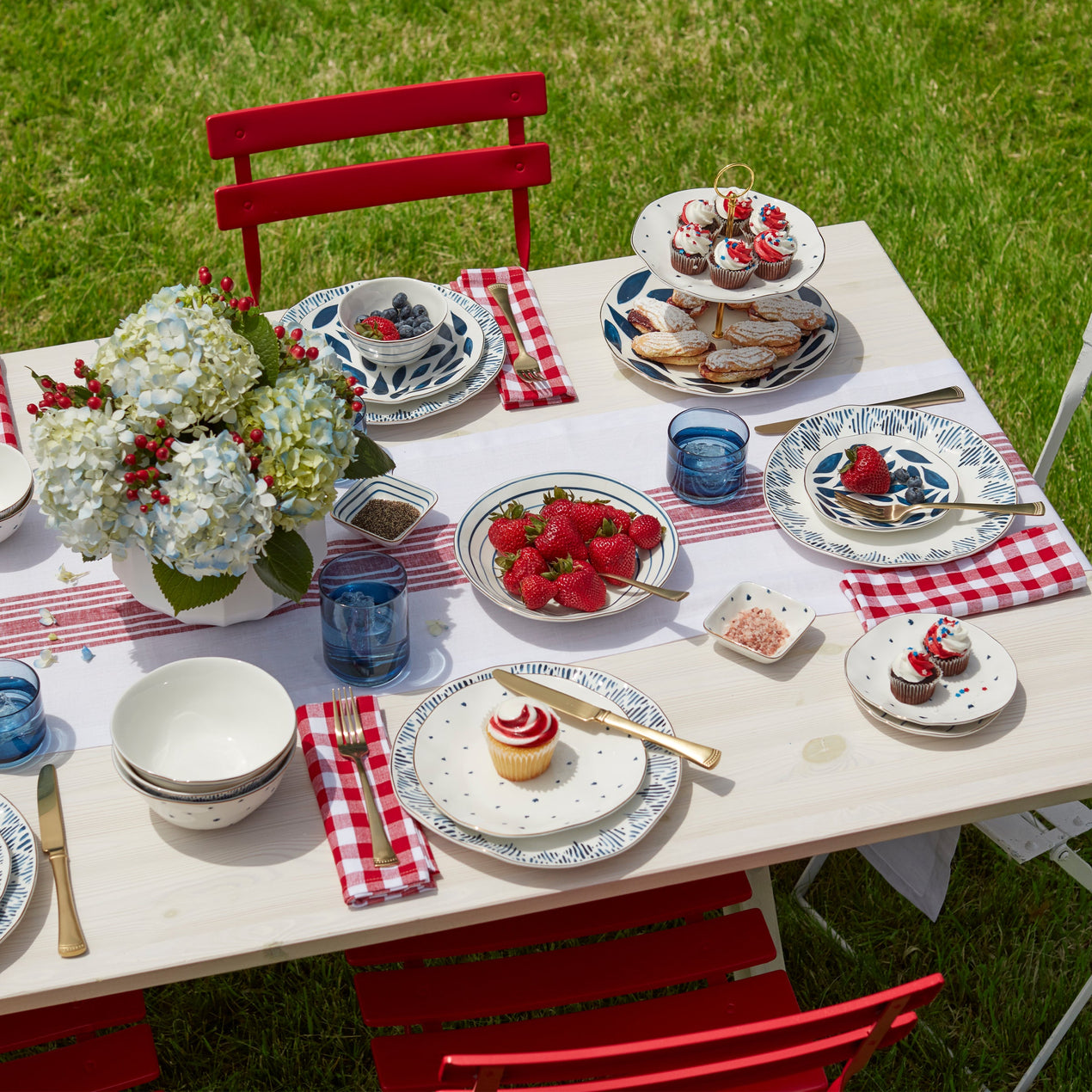 Blue Bay 12-Piece Dinnerware Set, Service for 4