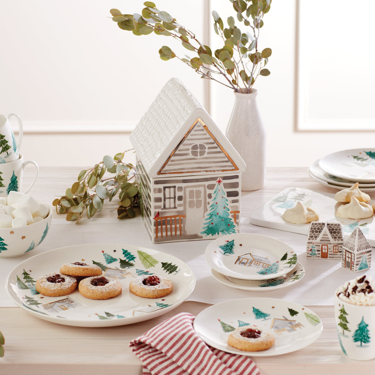 Balsam Lane Round Platter – Lenox Corporation