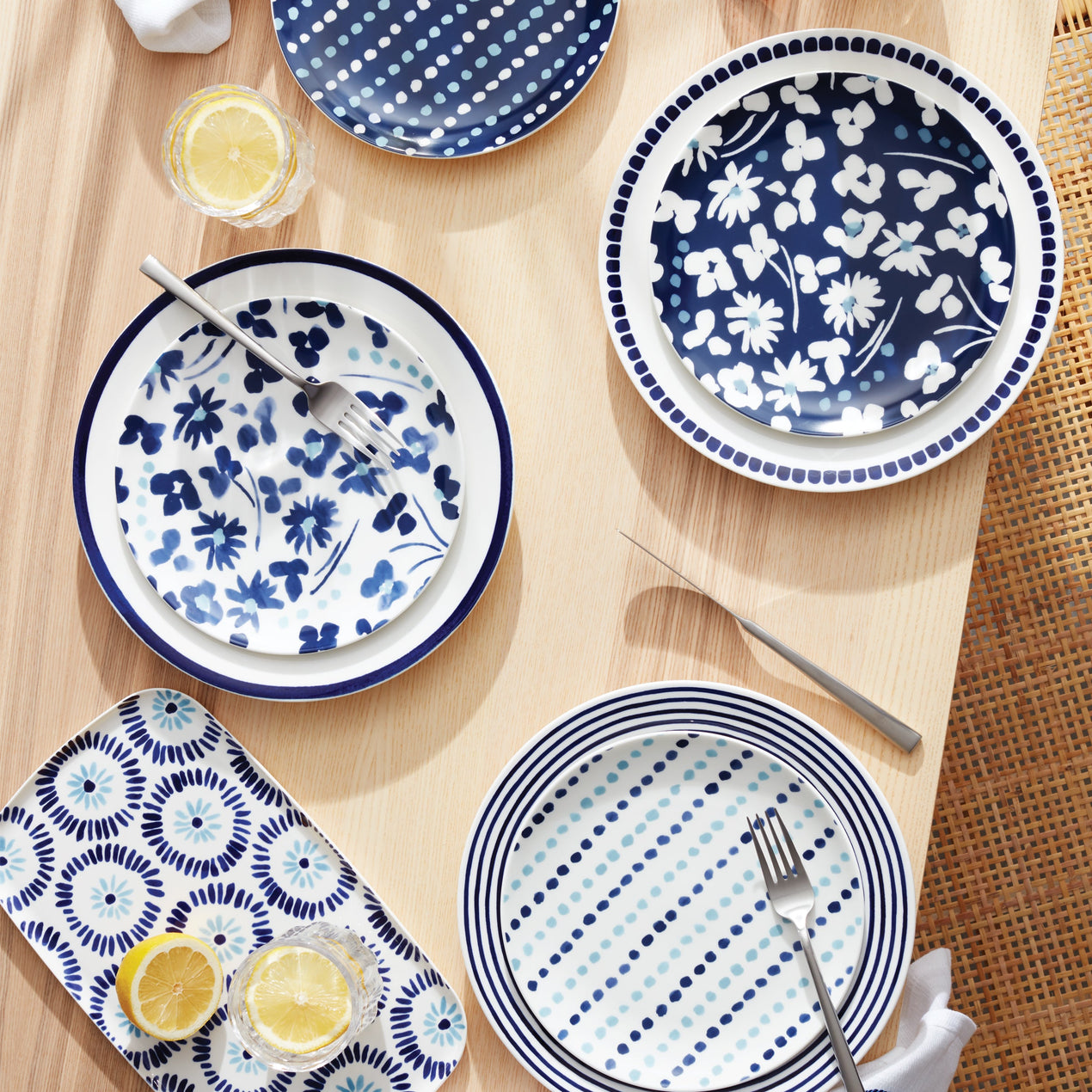 Floral Way 4-Piece Accent Plate Set