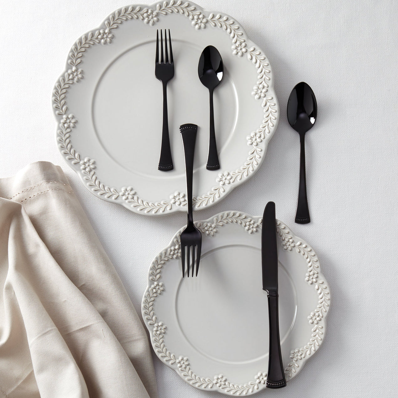 Portola Black Mirror 20 Piece Flatware Set