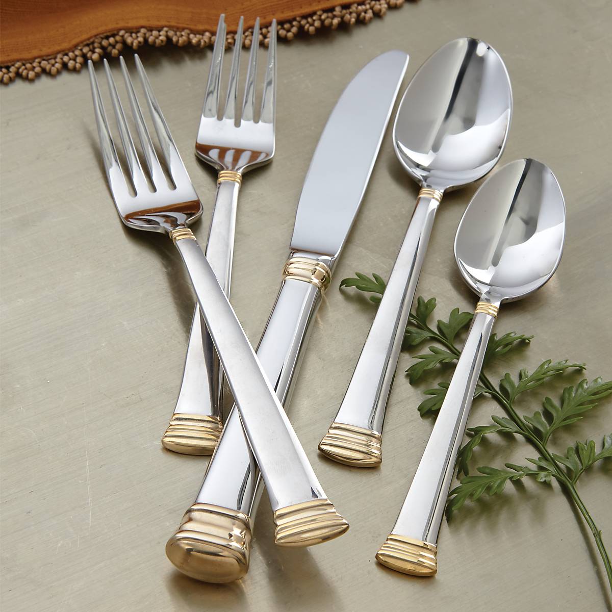 Eternal Gold 5 Piece Place Setting