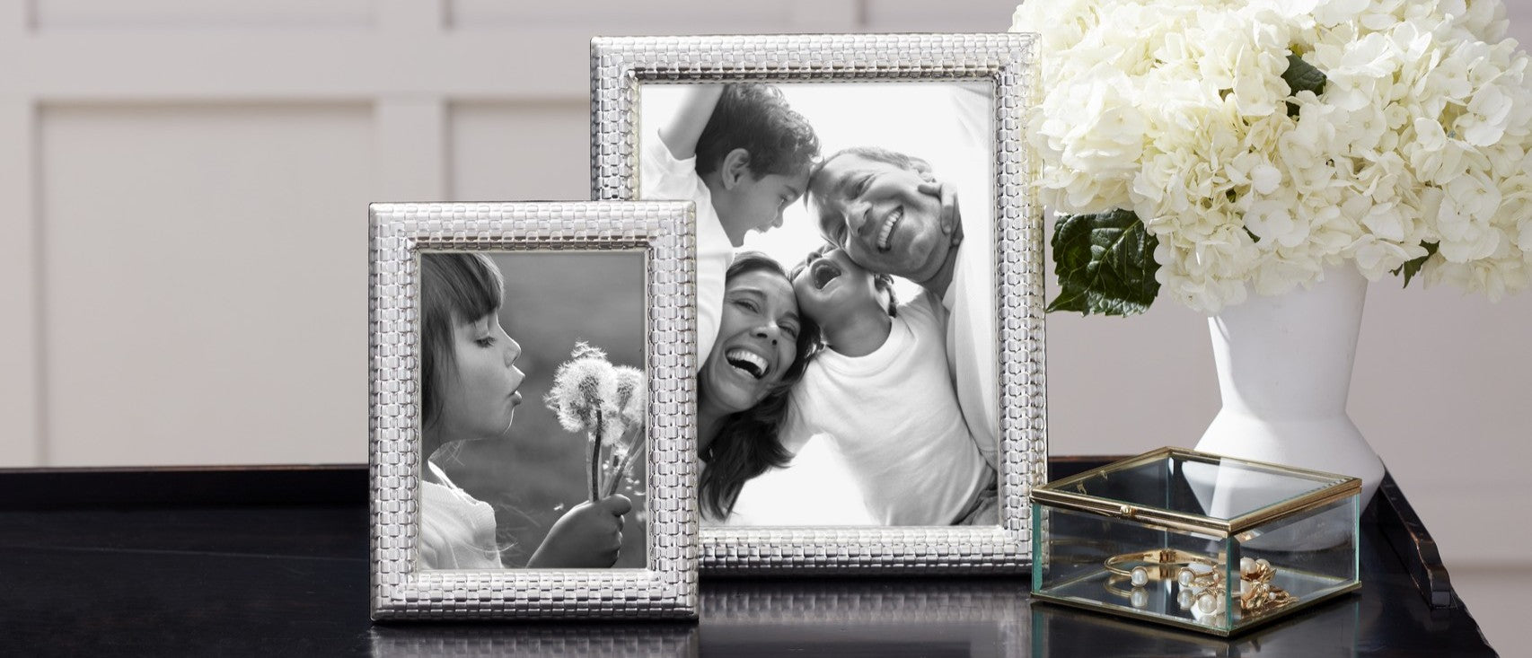 Creative Photo Wall Ideas to Display Your Memories