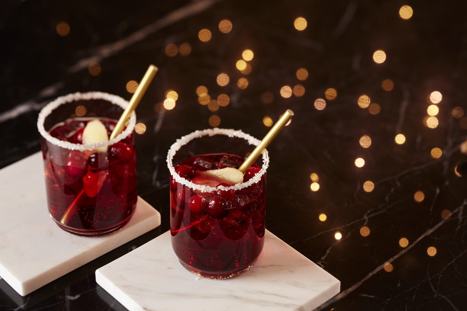 30 Holiday Cocktail Recipes for a Festive Celebration
