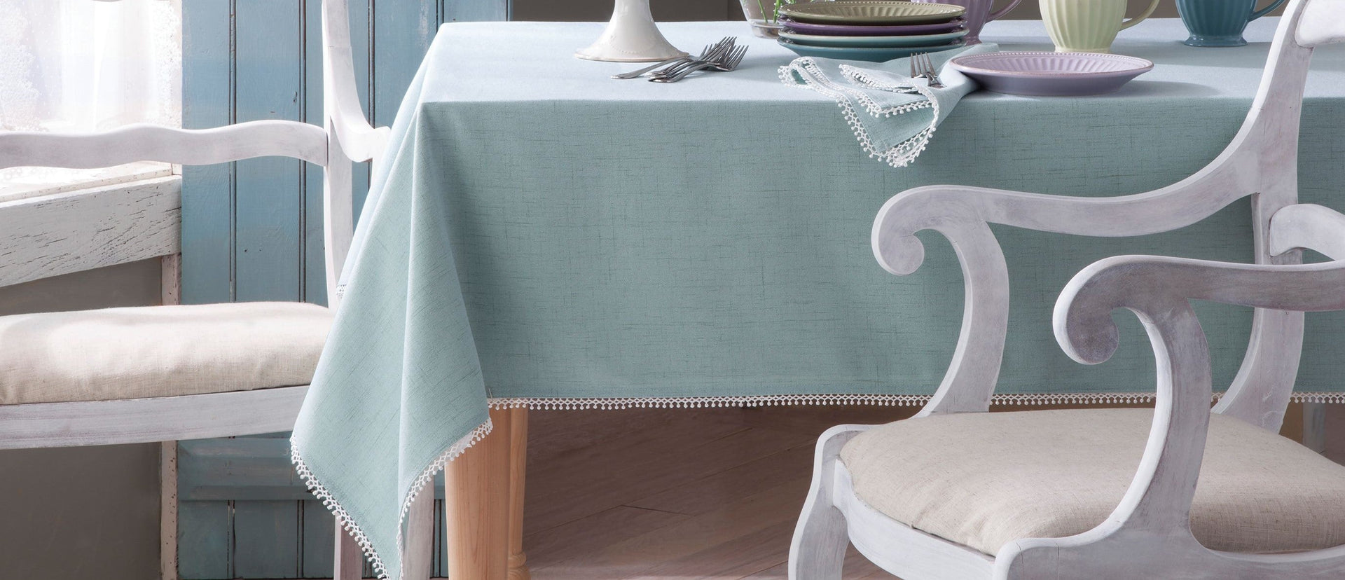 How to Size a Tablecloth Correctly