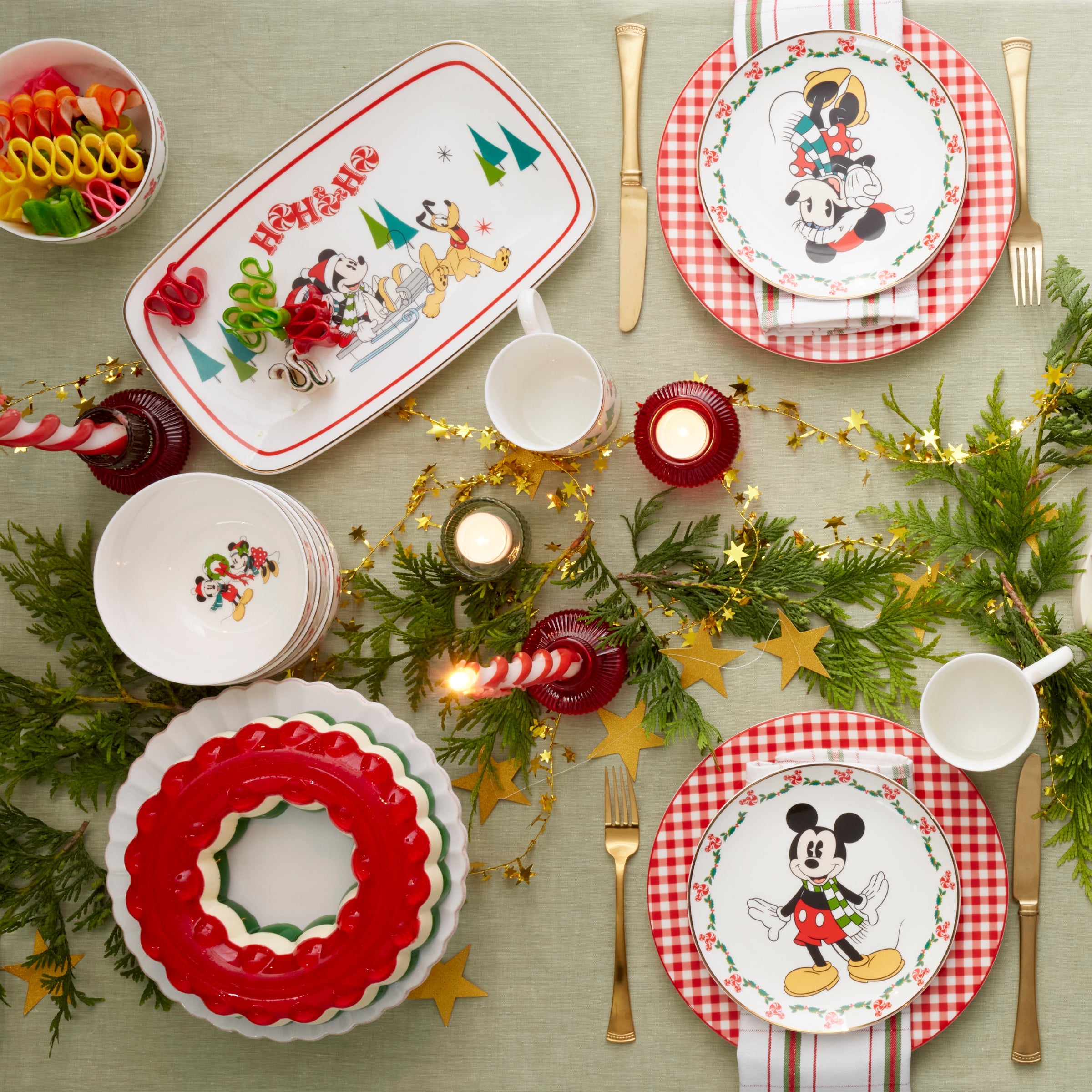 Disney Holiday Hors d'Oeuvres Tray – Lenox Corporation