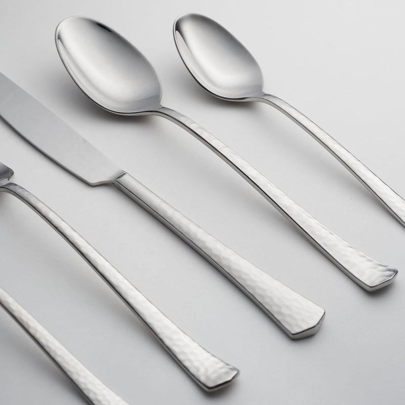 Reagan Hammered 20-Piece Flatware Set