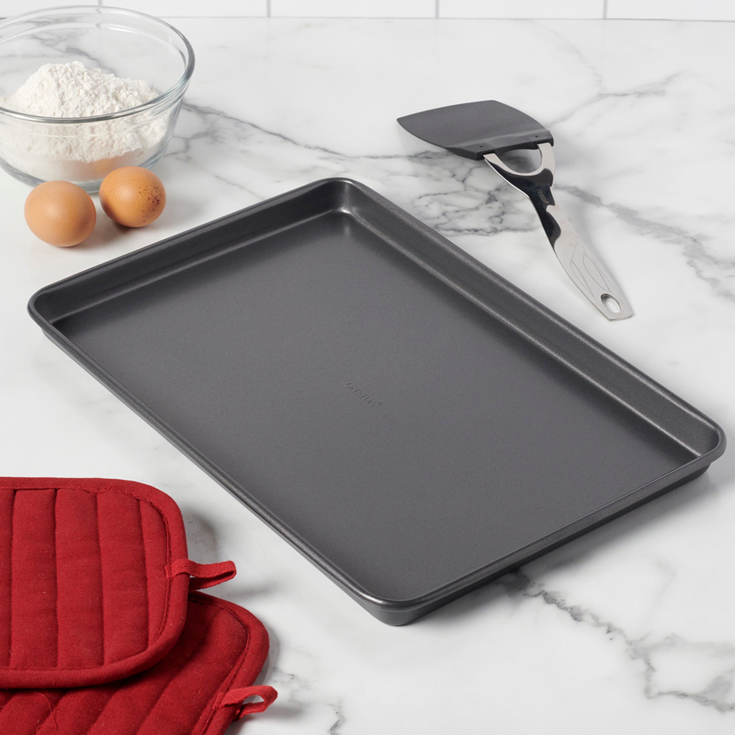 Bliss Bakeware 10x15 Cookie Sheet – Lenox Corporation