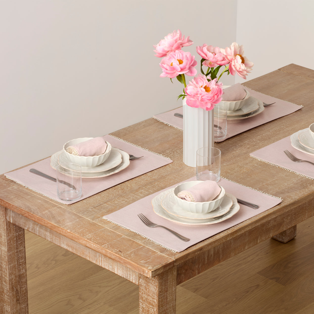 cambridge silversmiths French Perle Blush Placemat