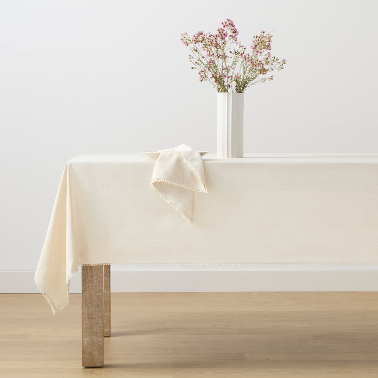 French Perle Natural 60x84 Tablecloth