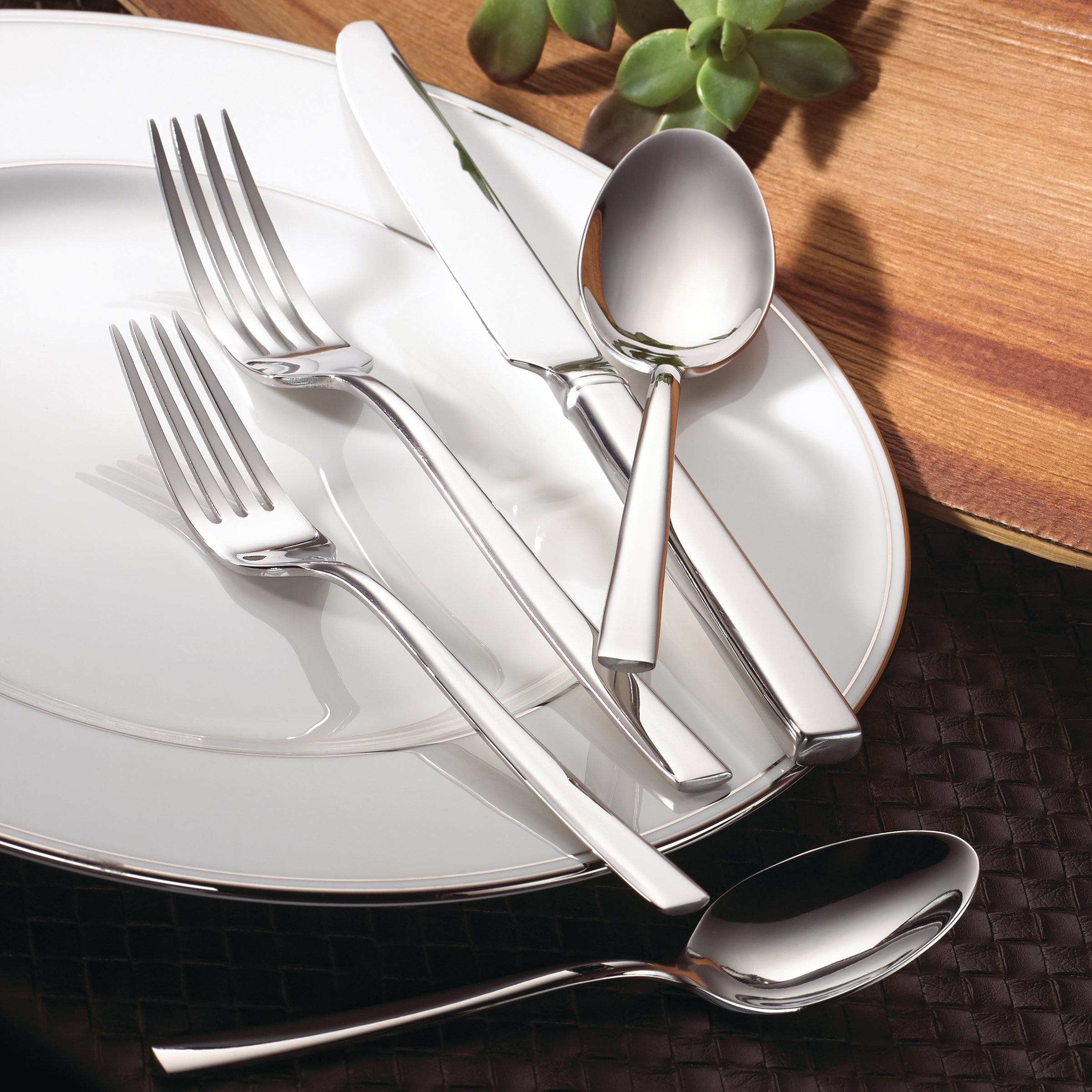 Cole 65-Piece Flatware Set – Lenox Corporation