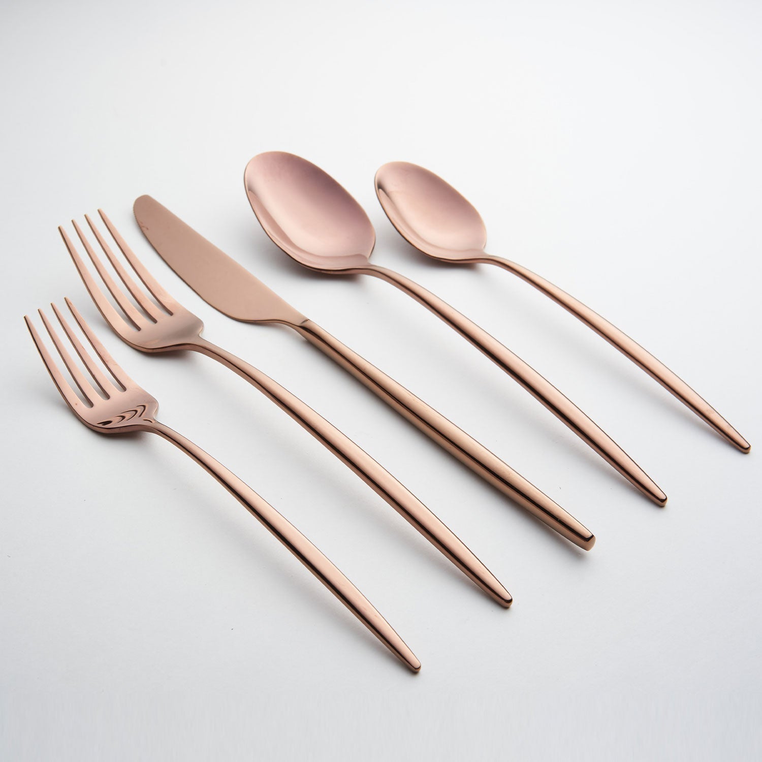 Gaze Copper Mirror 20-Piece Flatware Set – Lenox Corporation