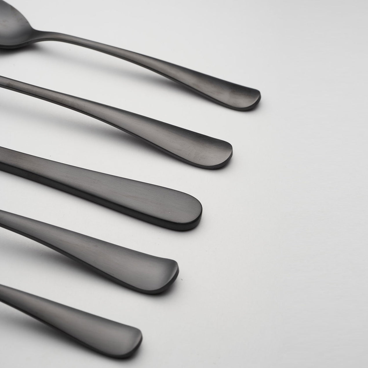 Rhiannon 20-Piece Flatware Set