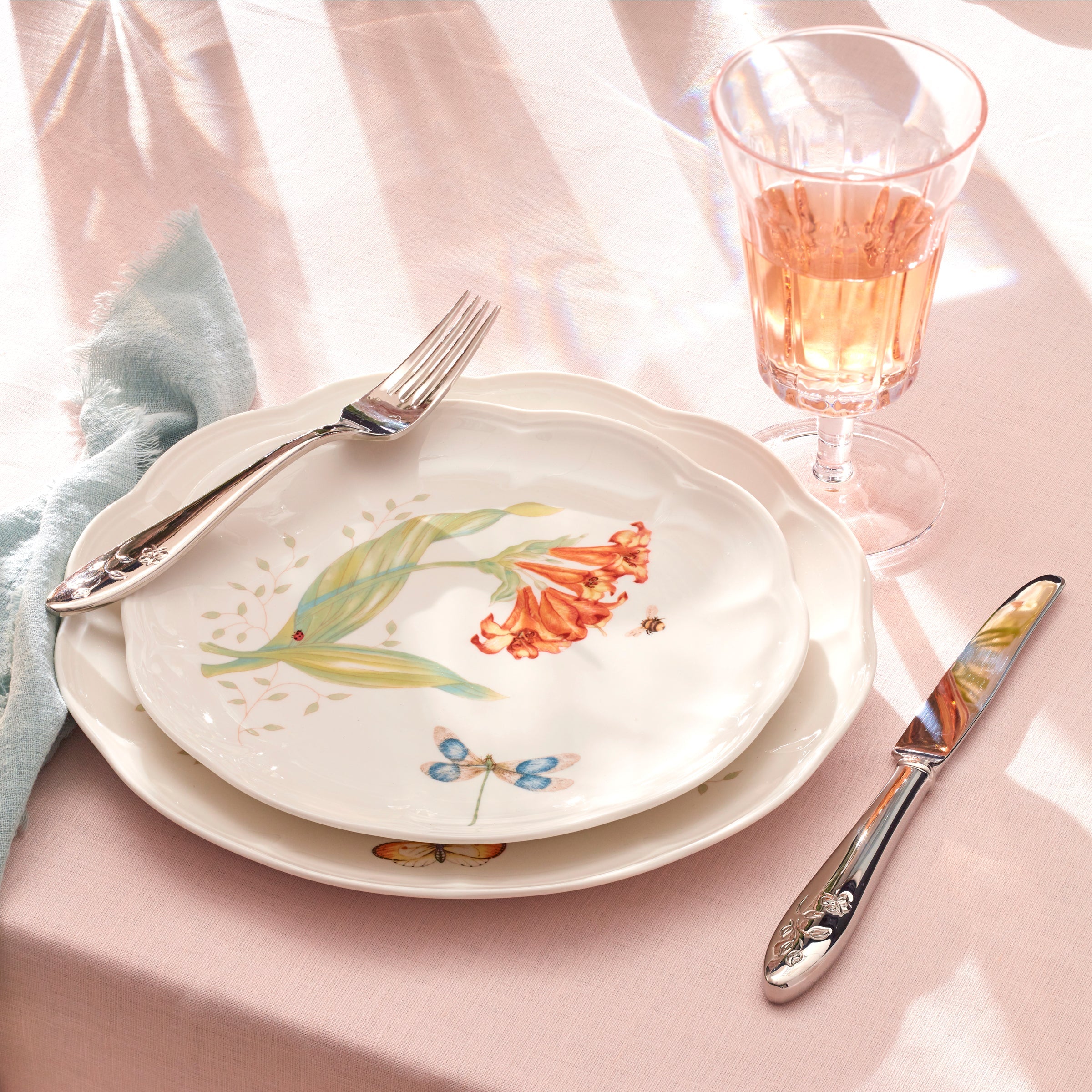Butterfly Meadow 18-Piece Dinnerware Set – Lenox Corporation