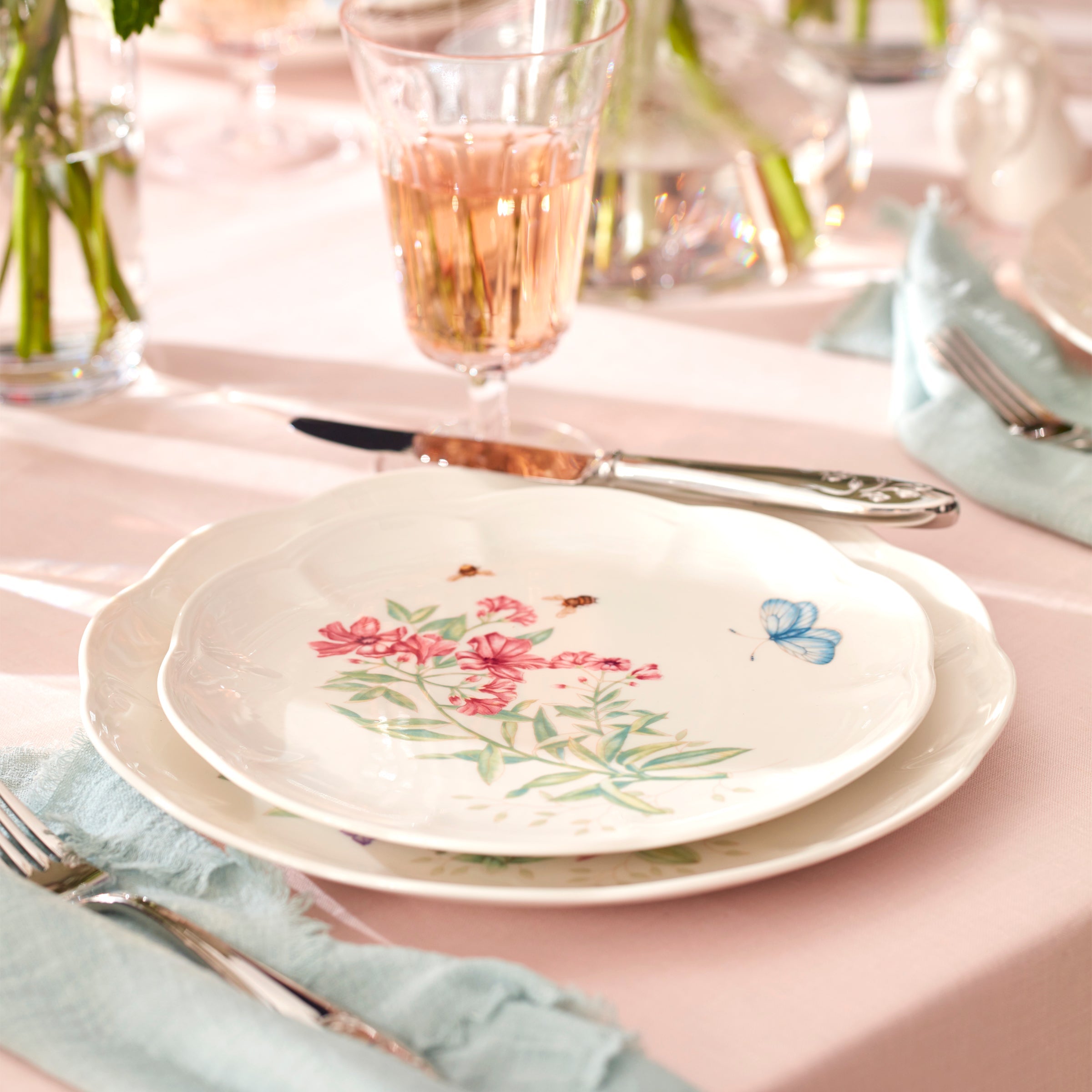 Butterfly Meadow 18-Piece Dinnerware Set – Lenox Corporation