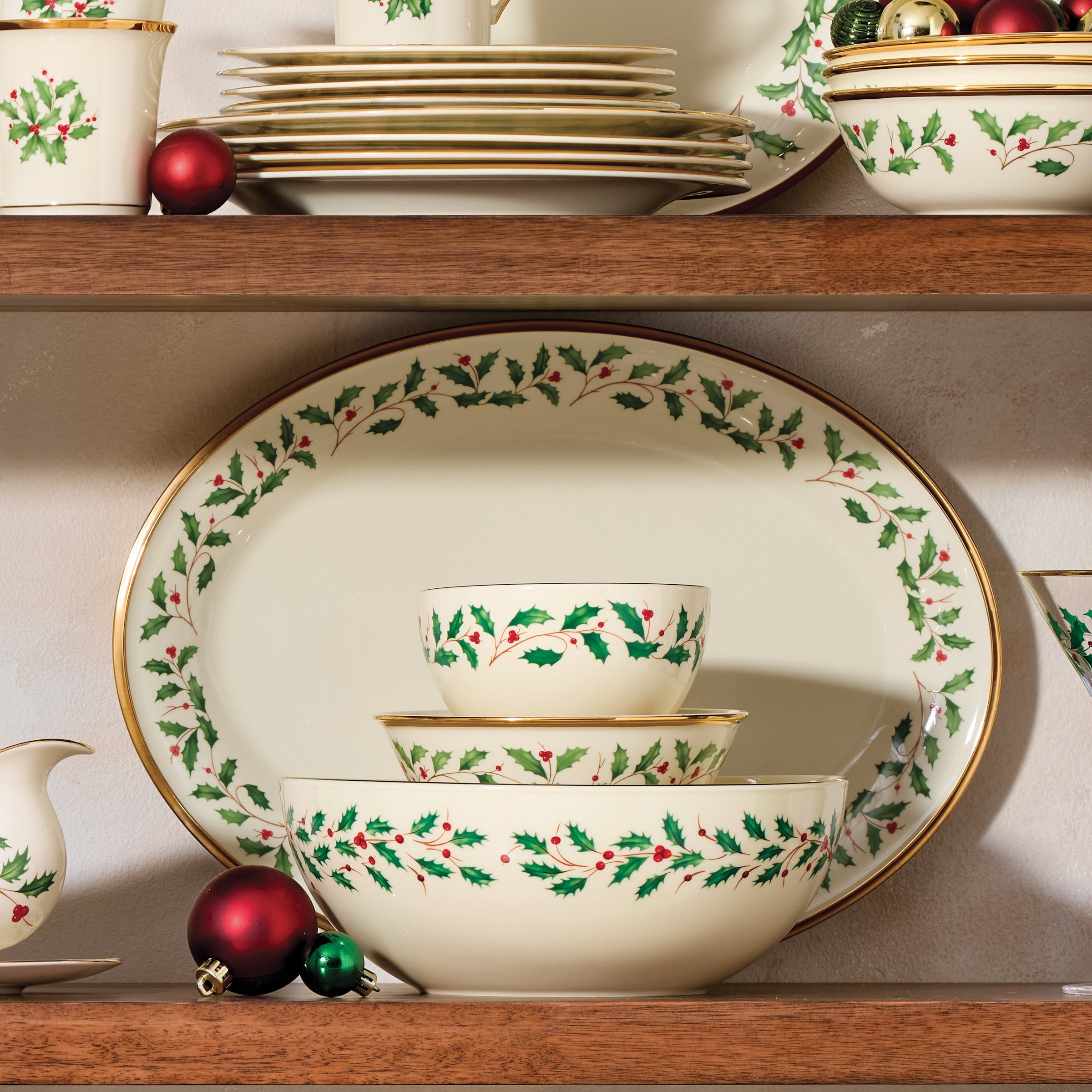 Holiday Serving Bowl – Lenox Corporation