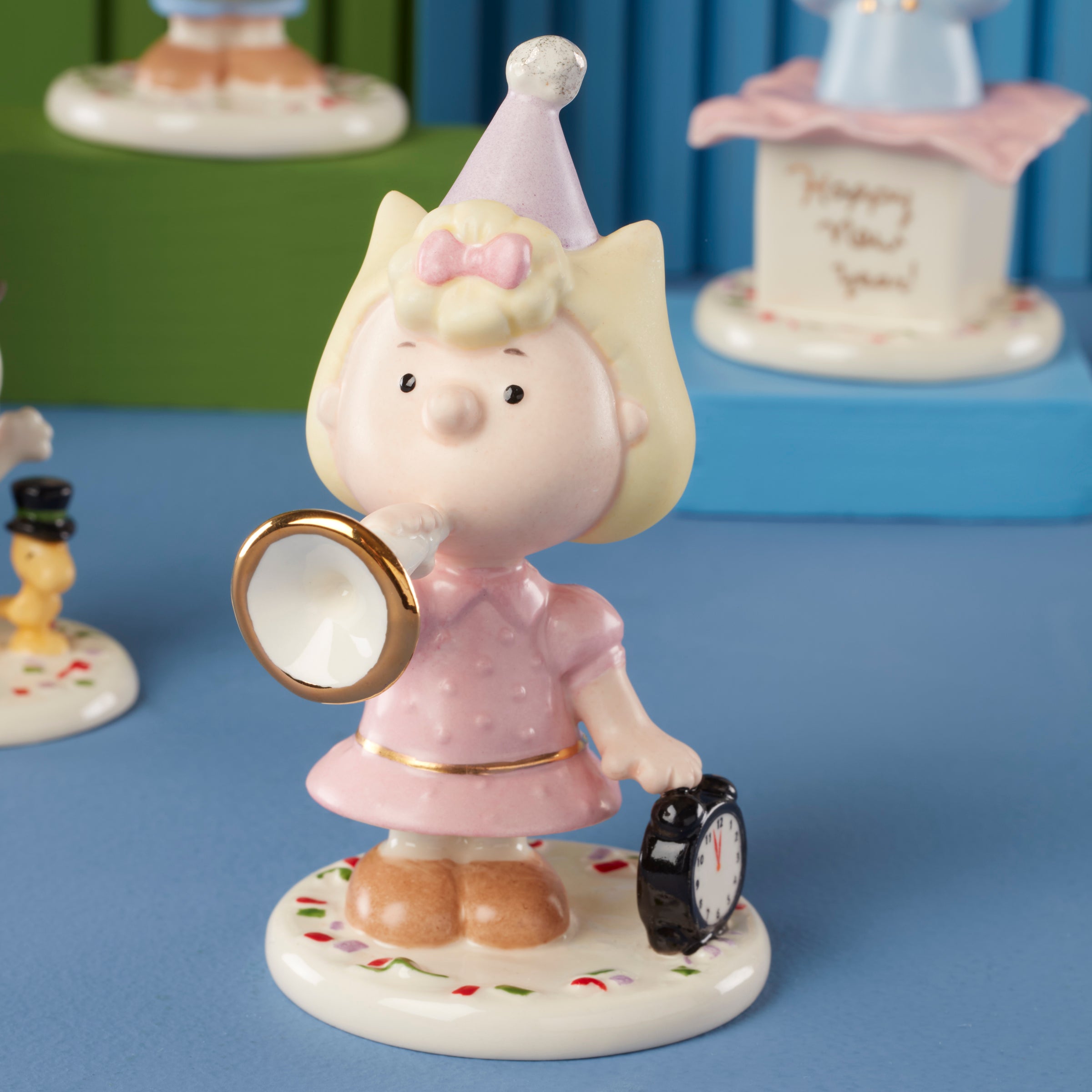 Happy New Year Charlie Brown 5-Piece Figurine Set – Lenox Corporation