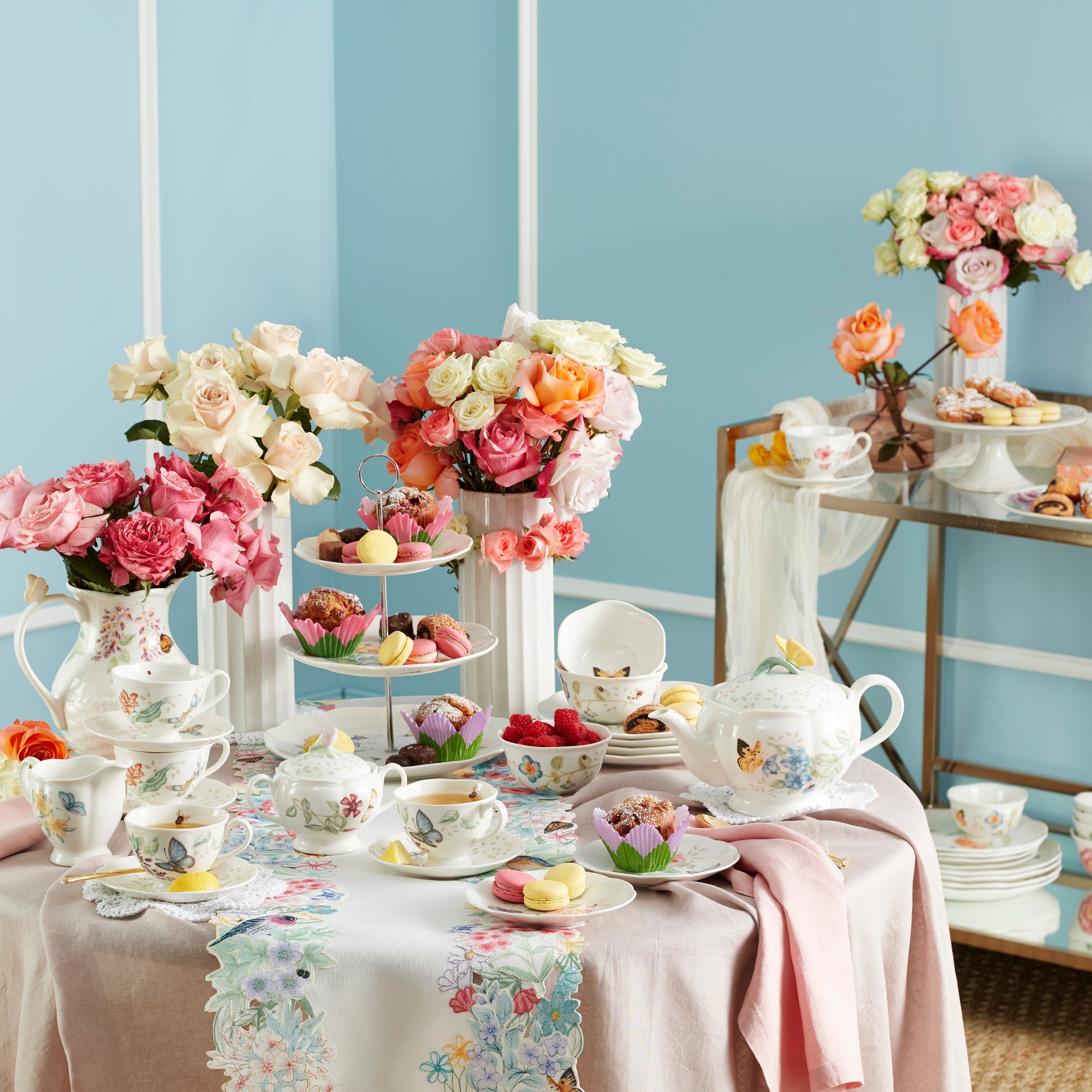 Butterfly Meadow 28-Piece Dinnerware Set – Lenox Corporation