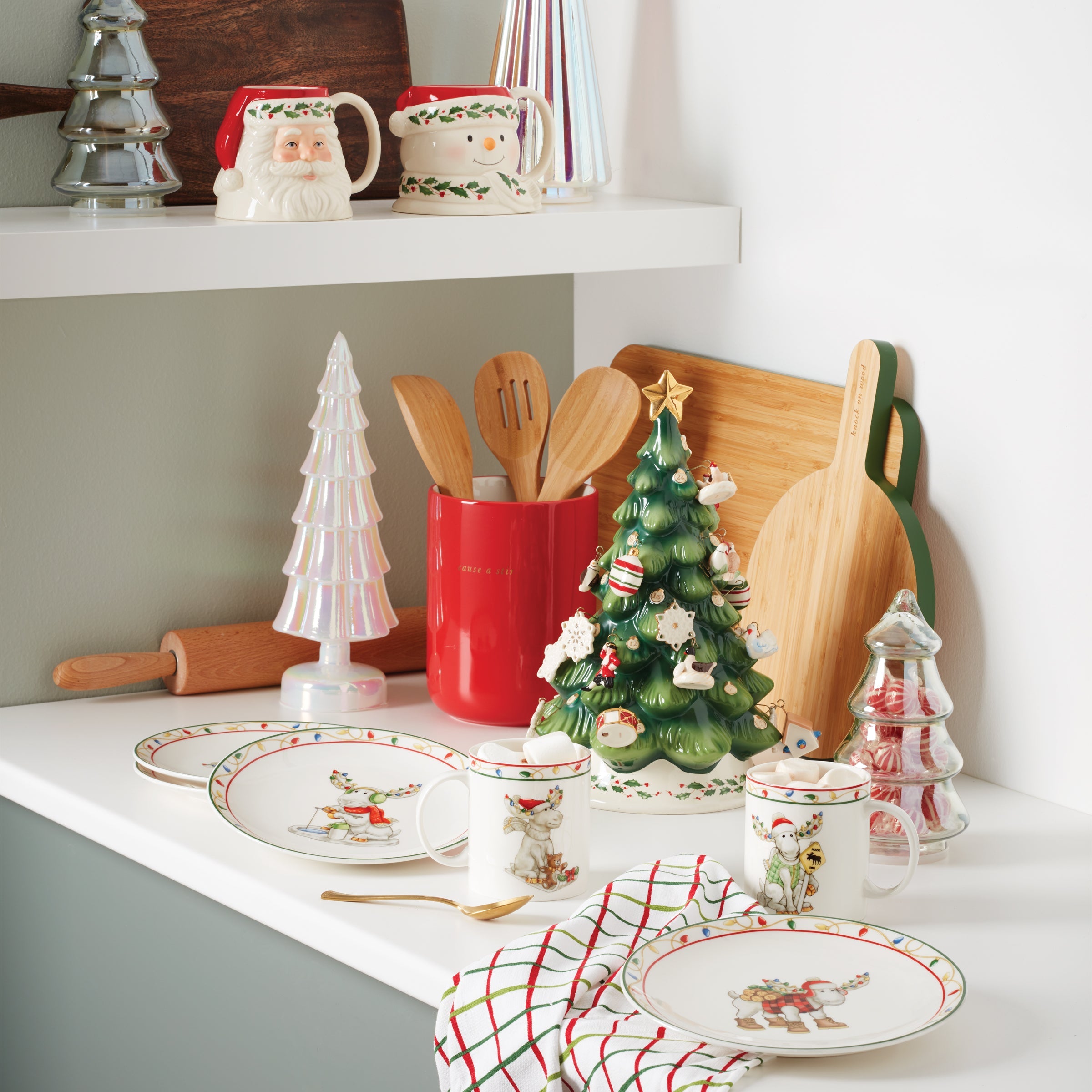 Merry Marcel Moose 4-Piece Dessert Plate Set – Lenox Corporation Merry Marcel Moose 4-Piece Dessert Plate Set – Lenox Corporation