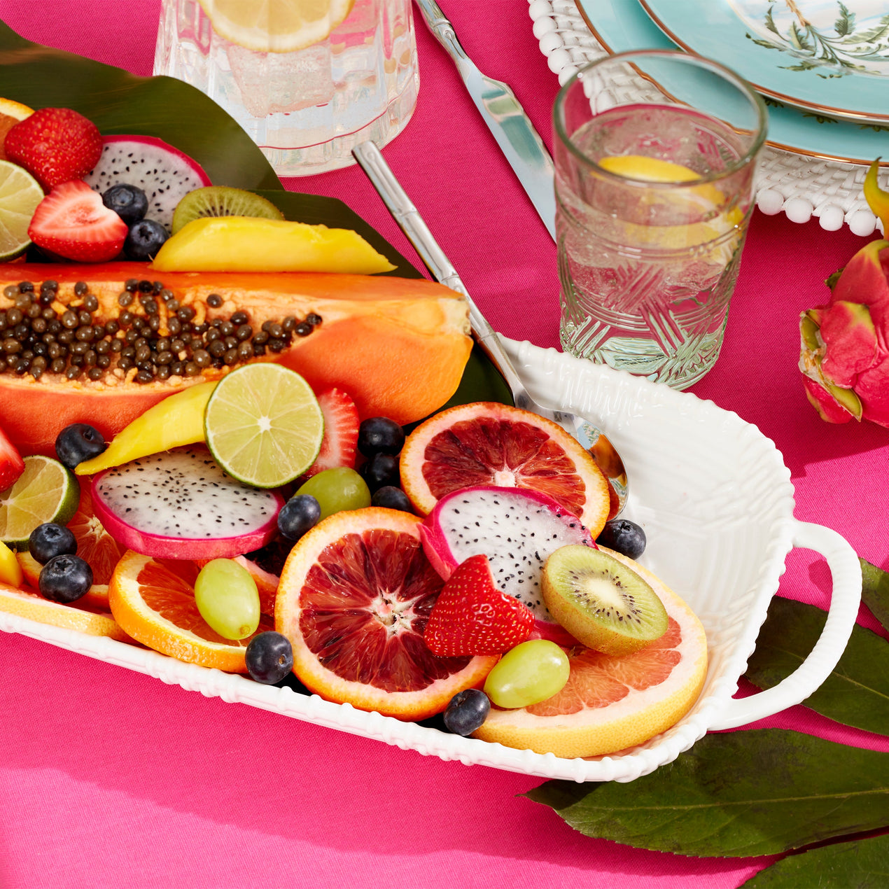 Wicker Creek Handled Tray