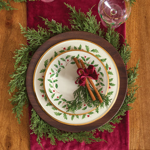 Holiday 18-Piece Dinnerware Set