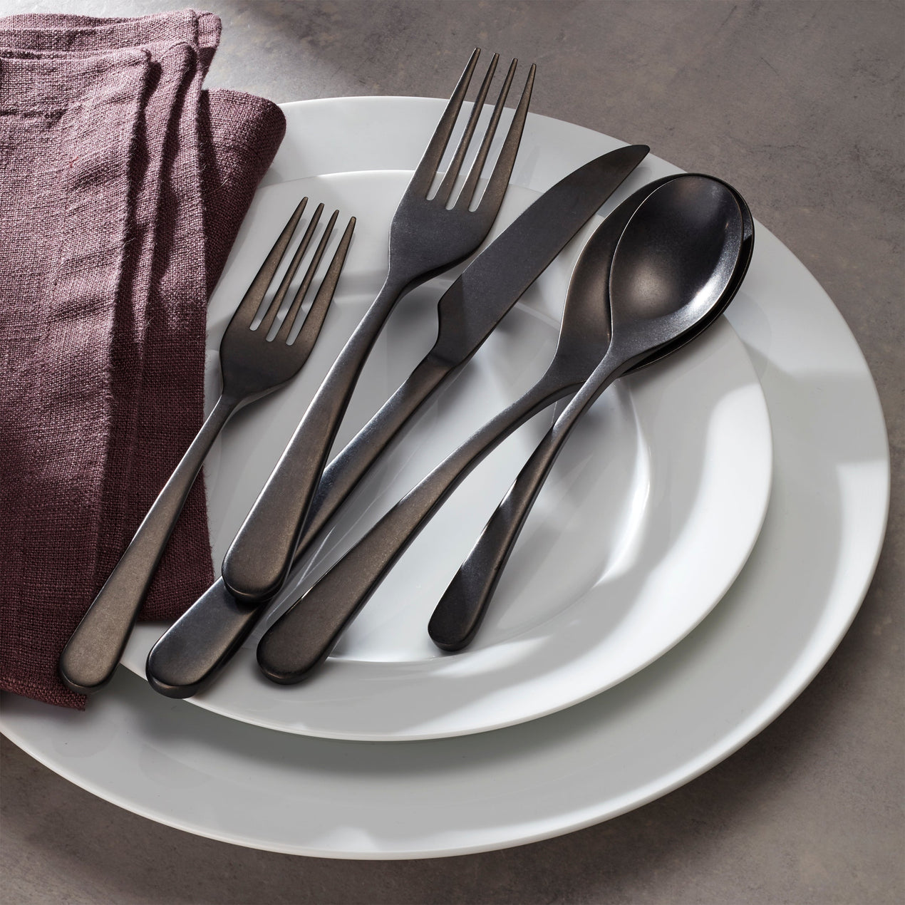 Kenbrook Black Vintage 20 Piece Flatware Set – Lenox Corporation