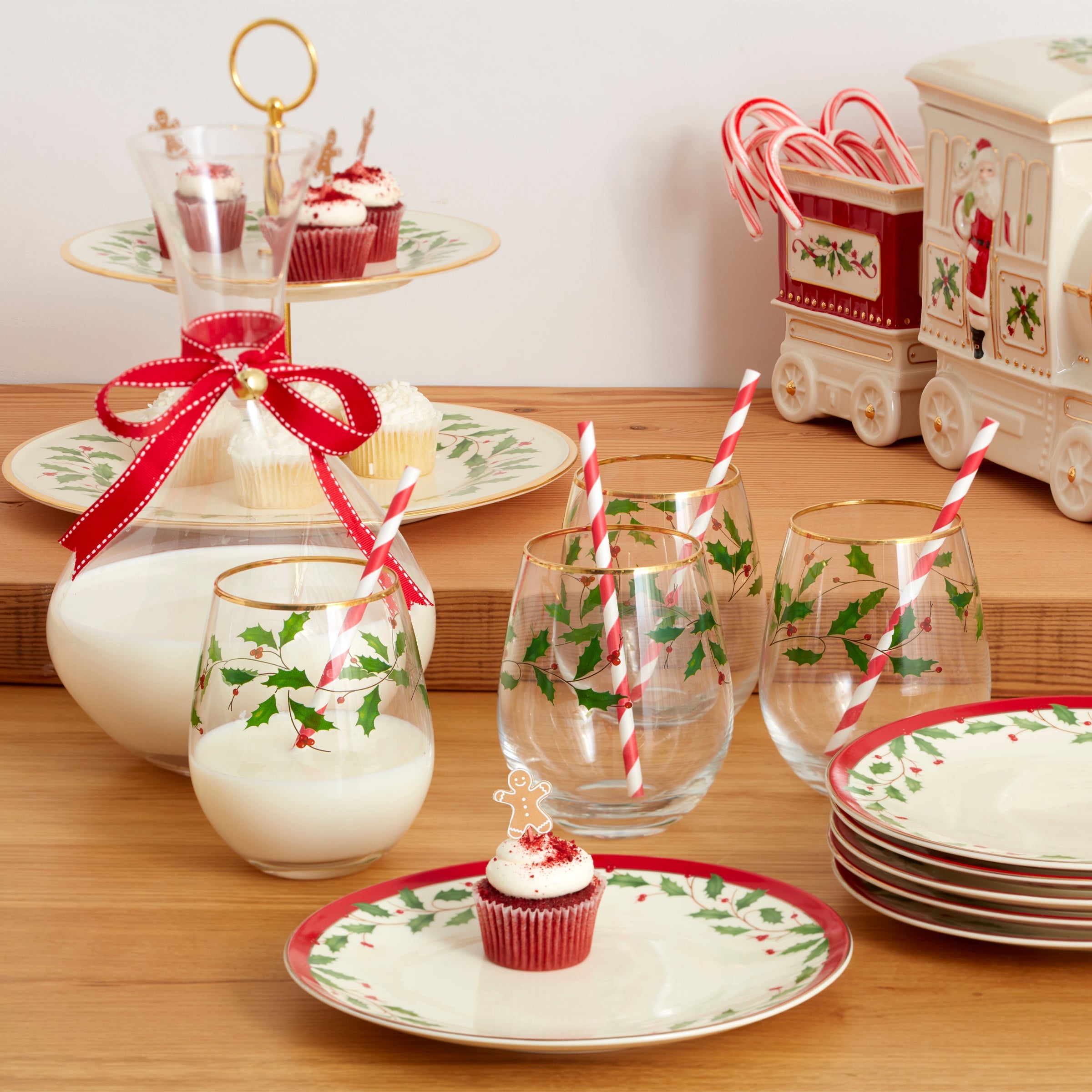 【未使用】レノックス　Lenoxホリデー　プレート　クリスマス　高級食器 Lenox レノックス 2024 ホリデープレート スイス 2024 Trees Around