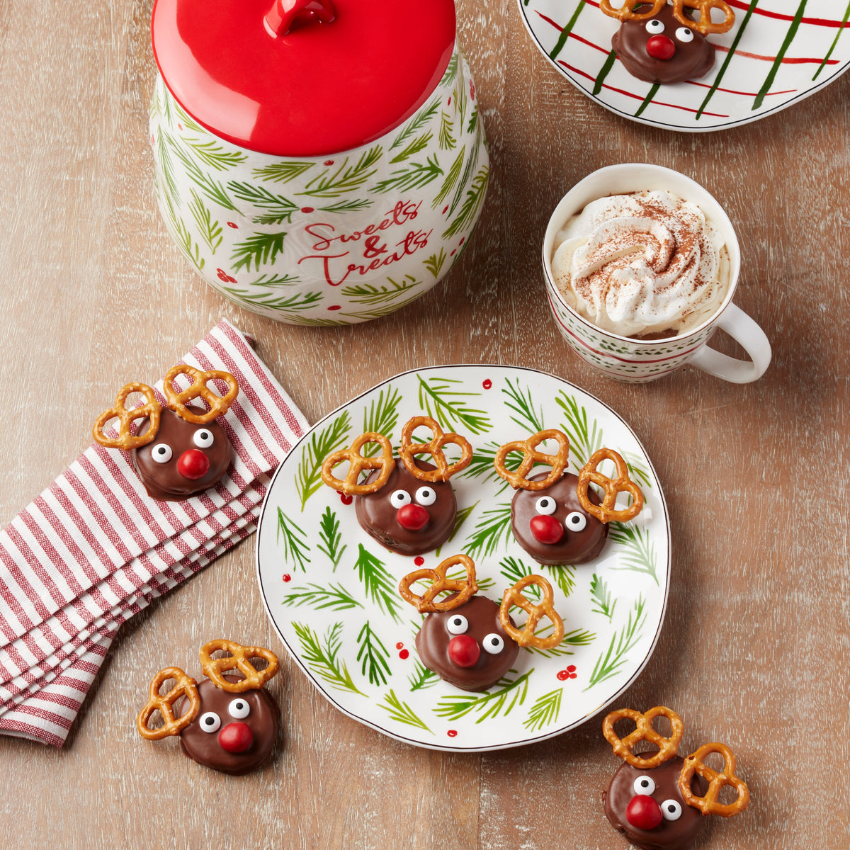 LENOX Bayberry - Set da dessert, 12 pezzi, 9,59, colore: rosso e verde LENOX Bayberry - Set da dessert, 12 pezzi, 9,59, colore: rosso e verde