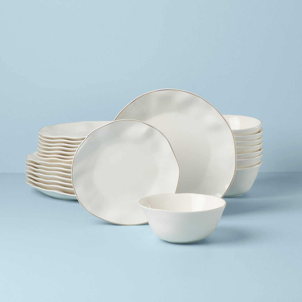 cambridge silversmiths Blue Bay White 24-Piece Dinnerware Set
