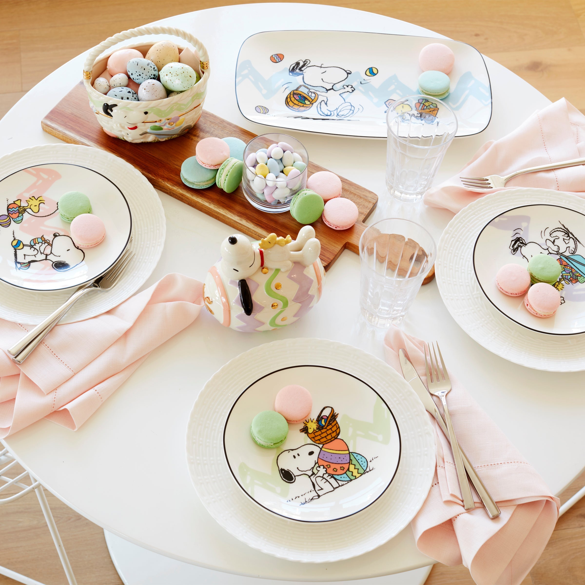 Snoopy Easter Hors d'Oeuvre Tray – Lenox Corporation