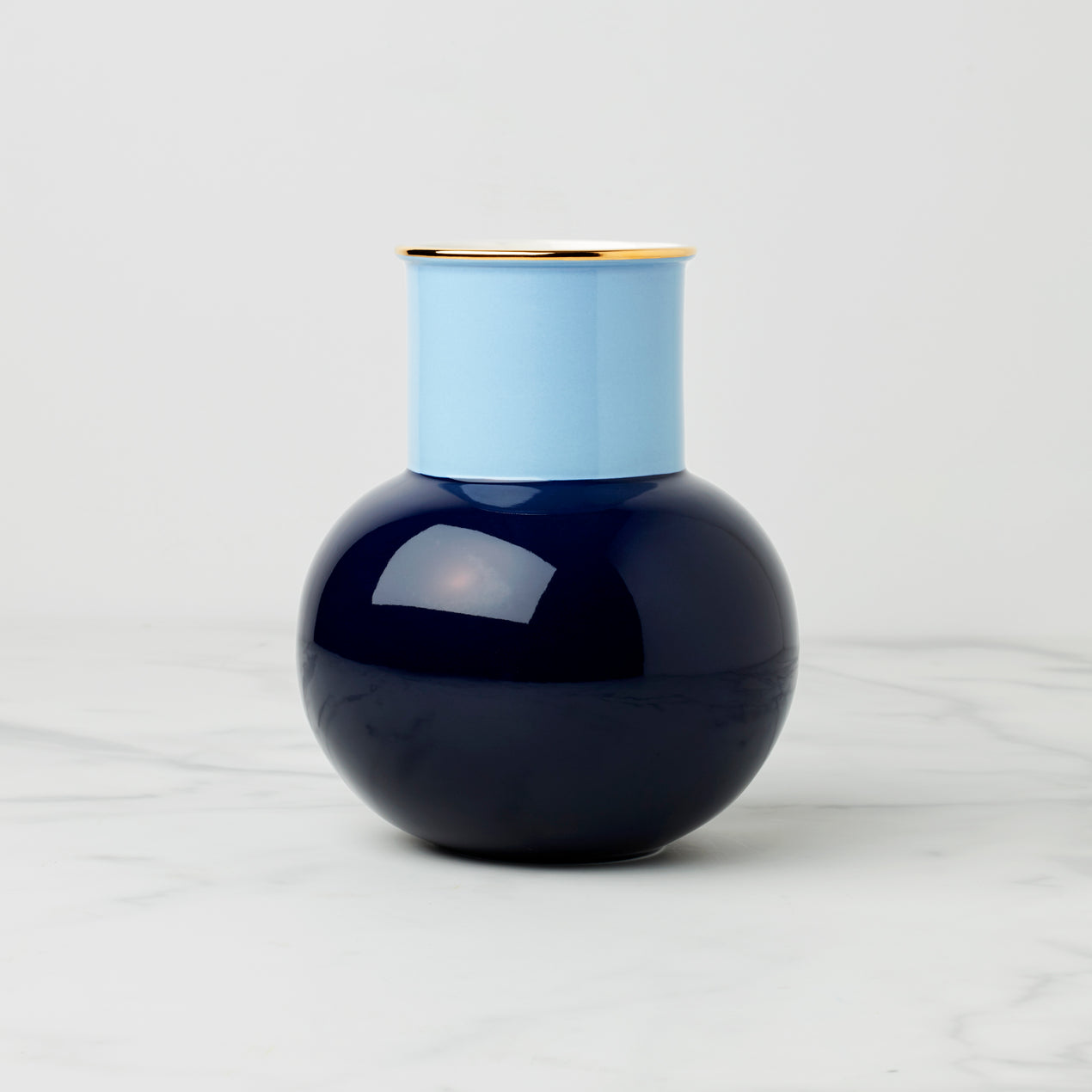 額装品/Canvas Of Blue（ケイト フィリップ） Make It Pop Cool Blue Bouquet Vase – Lenox Corporation