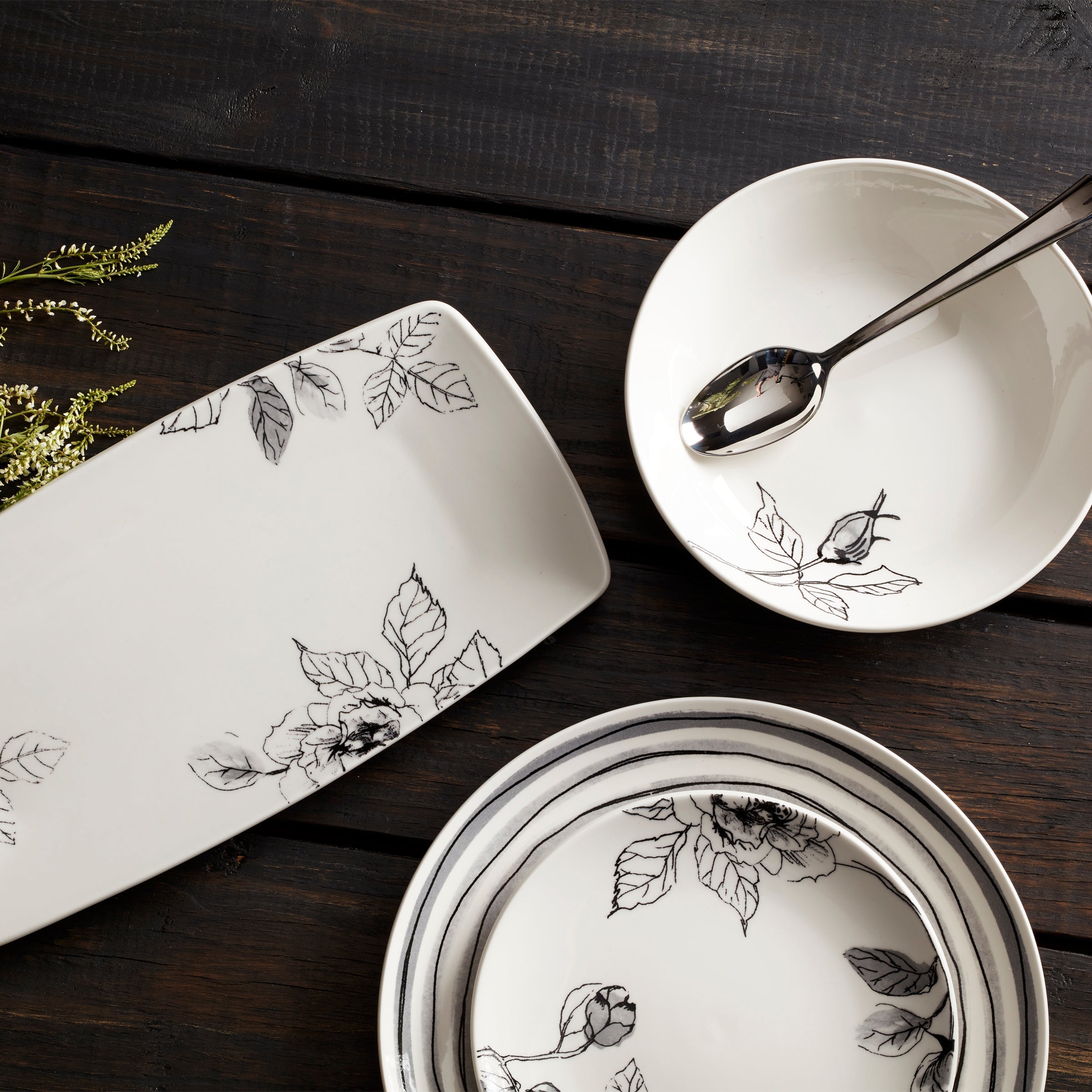 Sketchbook 12-Piece Dinnerware Set – Lenox Corporation